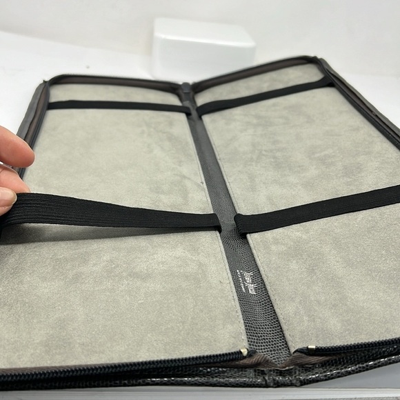 Neiman Marcus Tie Zip Around Long Travel Gray Clutch - Picture 7 of 9